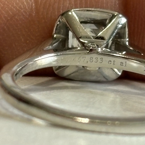 TIFFANY & CO PLATINUM LEGACY .79CT ENGAGEMENT DIAMOND RING WITH PAPERS AND BOX - Picture 9 of 12